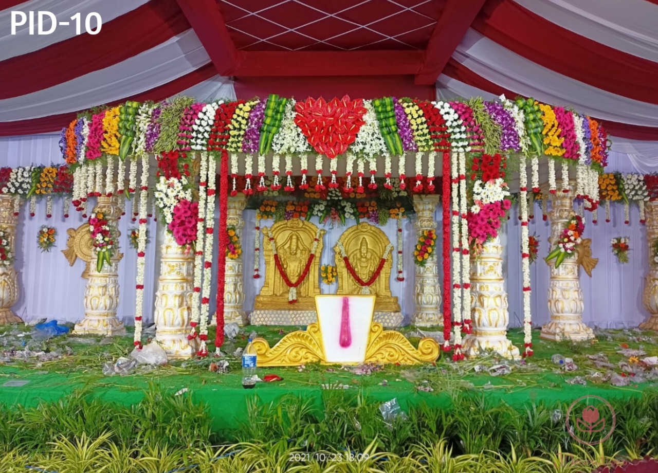 Classic marriage decoration with floral arch - Design PID10